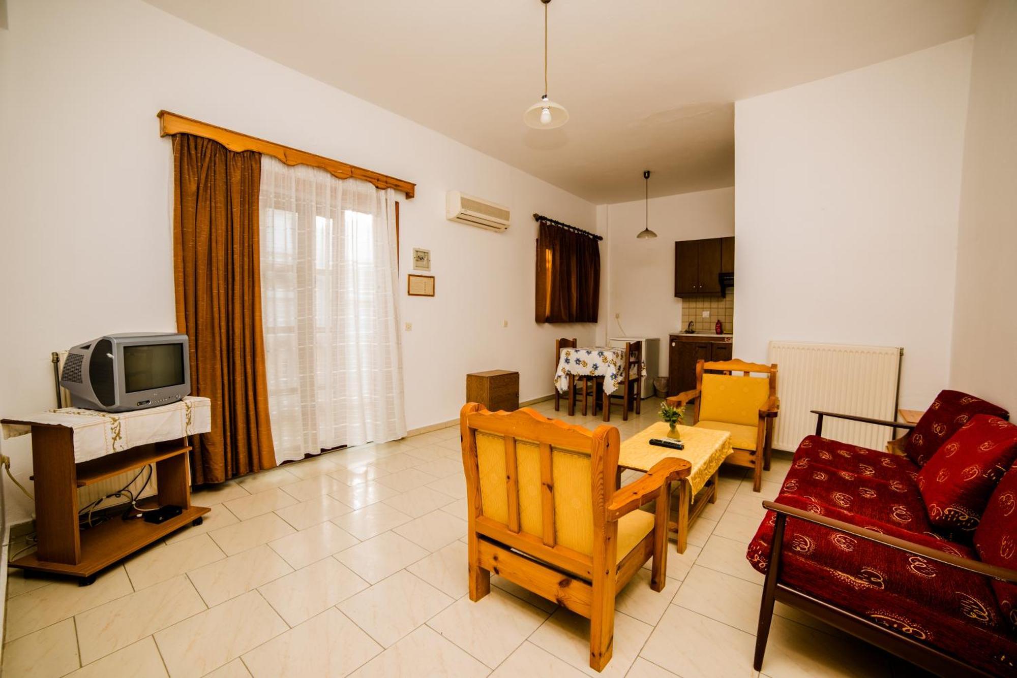 Erato Hotel Apartments Réthimno Kültér fotó