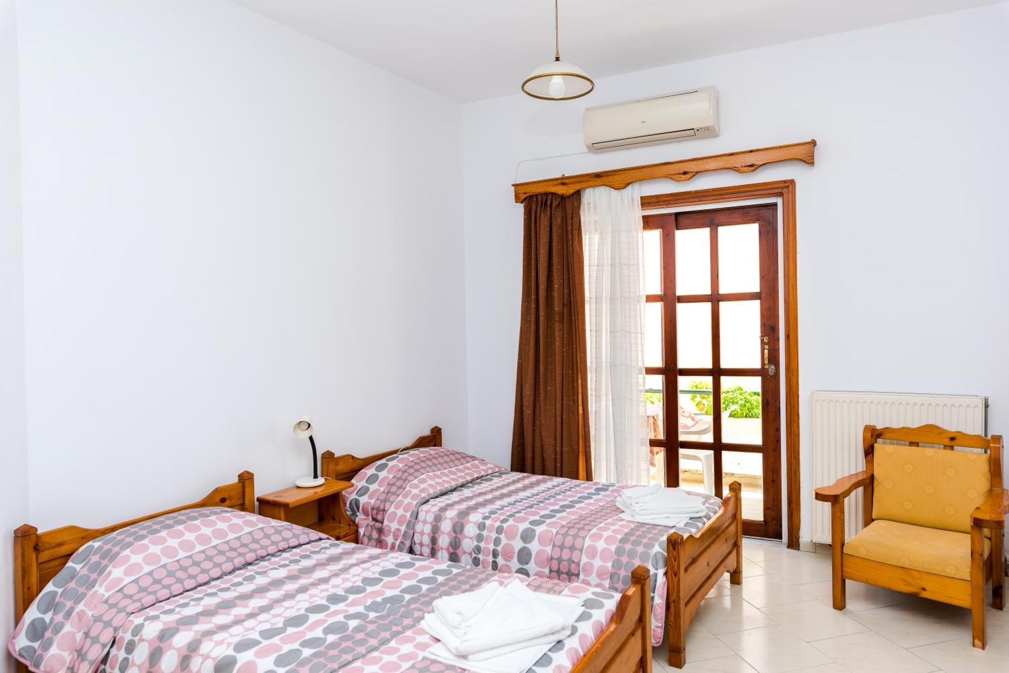 Erato Hotel Apartments Réthimno Szoba fotó