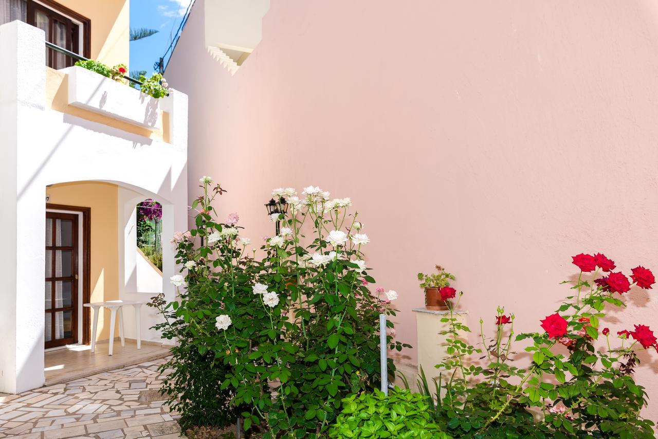 Erato Hotel Apartments Réthimno Kültér fotó